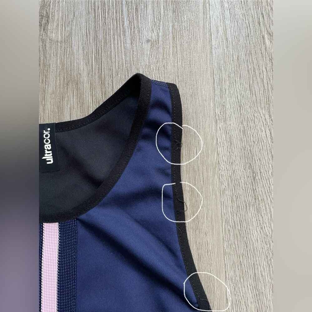 ULTRACOR Altitude Matte Collegiate Crop Top - Picture 8 of 10